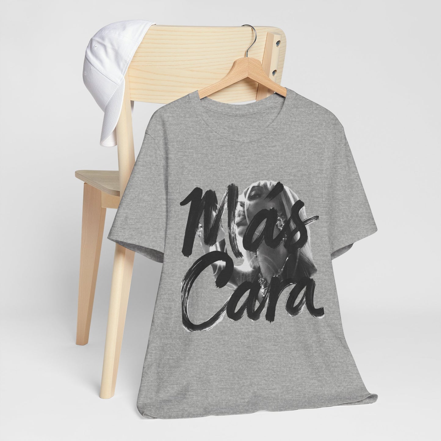 Más Cara — Monochromatic Gestural Noir