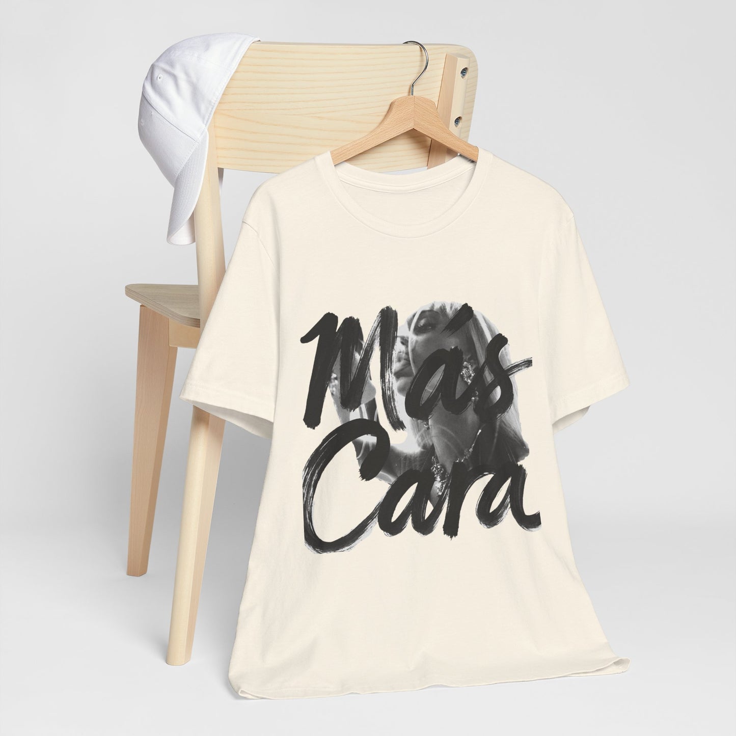 Más Cara — Monochromatic Gestural Noir